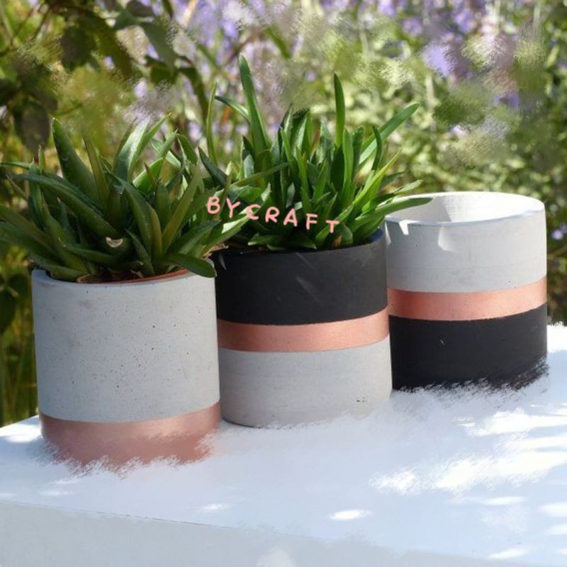 pot minimalis concrete silinder hitam emas kombinasi d:8cm