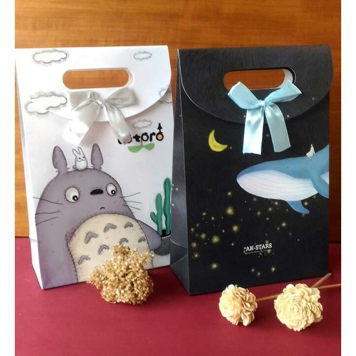 TERMURAH Paper Bag Motif Tas  Kertas  Kado Lucu Tas  