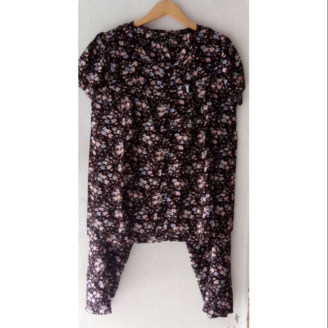 Setelan baju tidur/piyama "St.Yves" size M