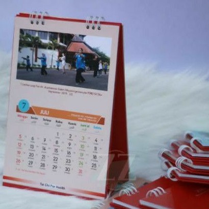 

kalender meja 2023