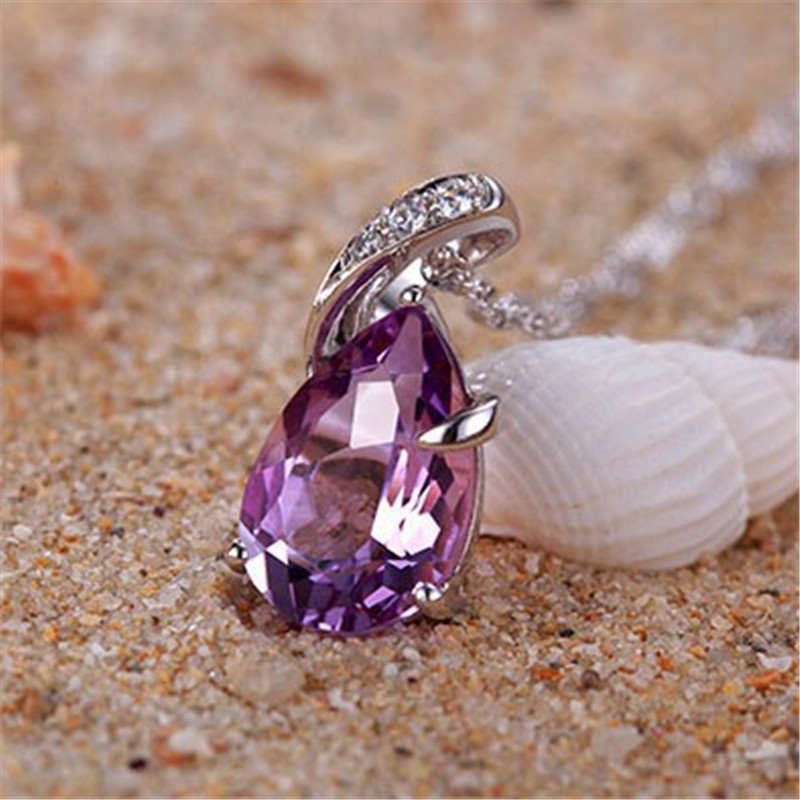 [Ready Stock]Fashion Inlaid Amethyst Gem Pendant Necklace