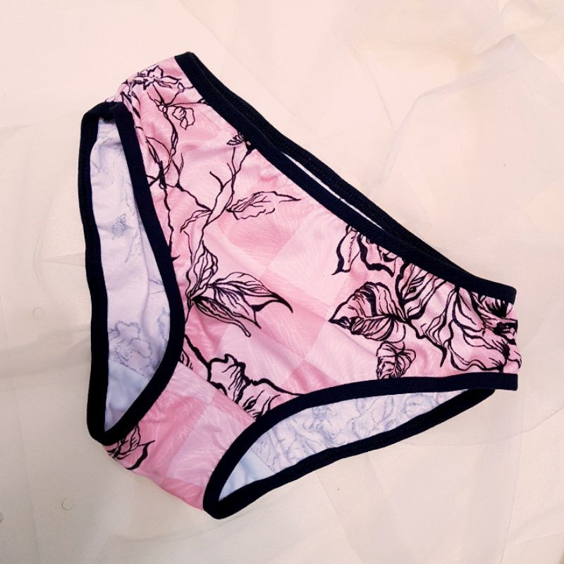 CELANA DALAM WANITA / PANTY GIRL MOTIF PAKAIAN DALAM CEWEK SEXY (PANTY-TY)