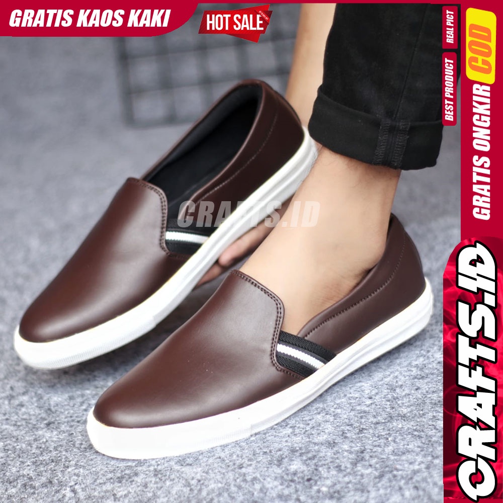 CRAFTS - Sepatu Slip On Casual Kulit Syntetik Slop Pria Cowok Kerja Kantor