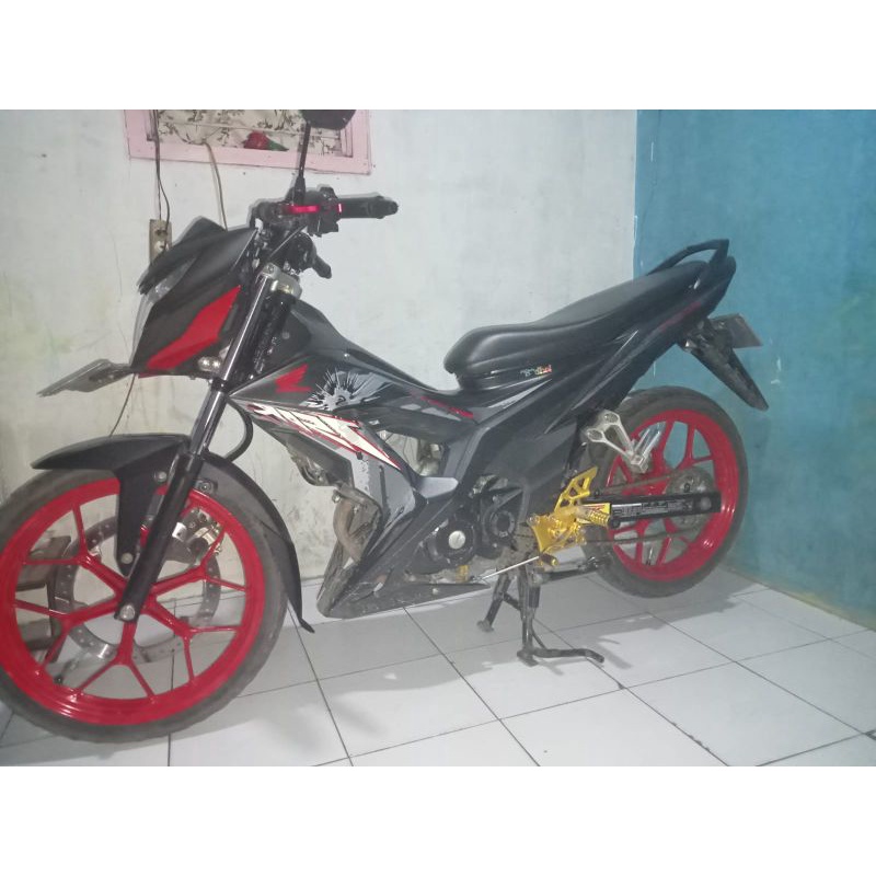 Sambungan spakbor Sepakbor depan honda sonic