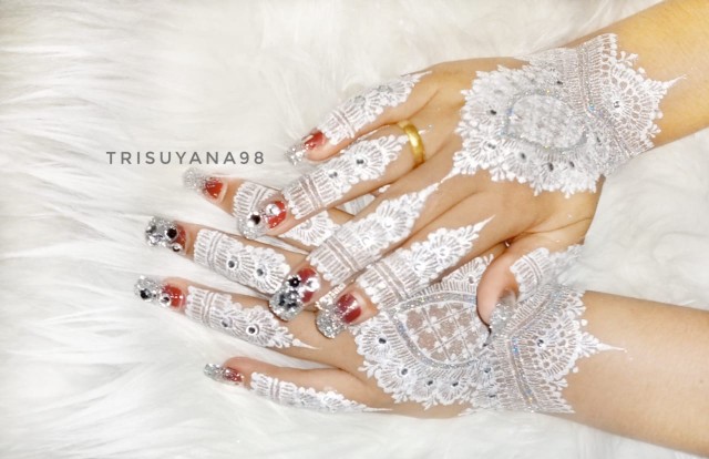 Terlaris Tunik Serut Genes Jelita Tunic Navbor Yelbor Whitbor Creambor Tunik Batik Modern