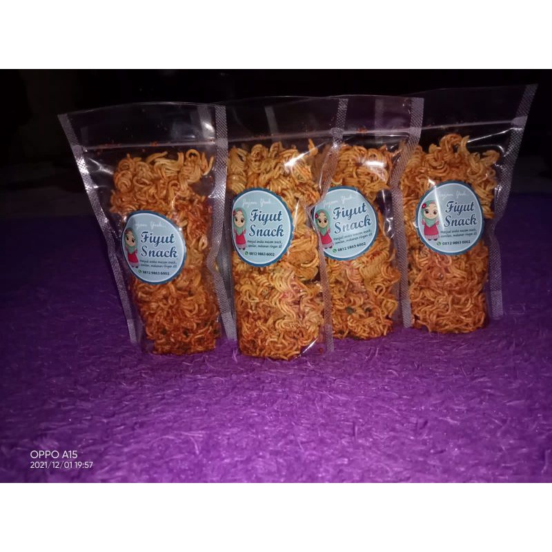 

Miegr kremes renyah dan gurih pedas