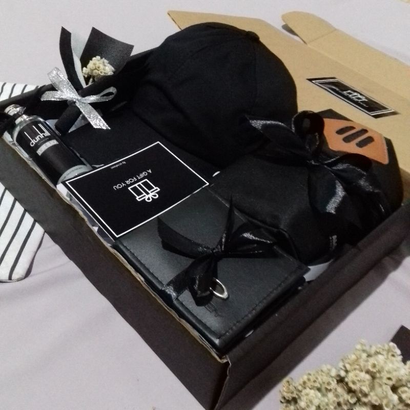 Gift Box Hampers Cowok Premium Black Series Hadiah Wisuda Kado Ulang Tahun