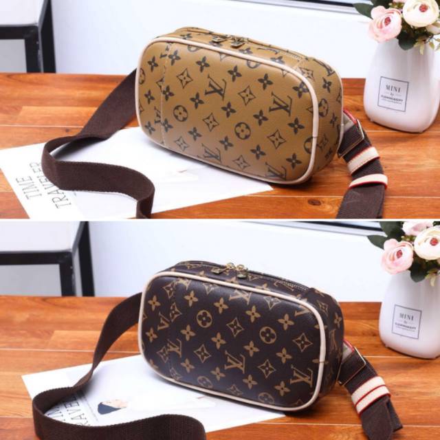 LV Waist Bag 68087