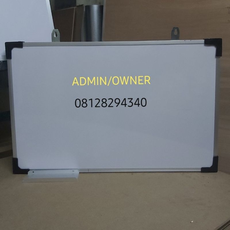 

White Board Gantung ukuran 40x60cm