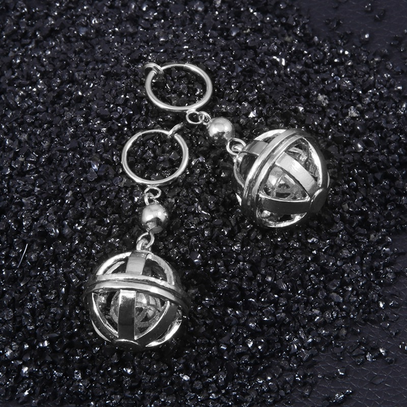 1Pair Anime Tokyo Revengers Kazutora Hanemiya Earrings Hollow Ball Pendant Dangle Earring Cosplay Jewelry Accessories