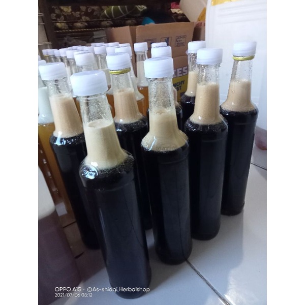 

Madu murni Akasia Hitam 1kg