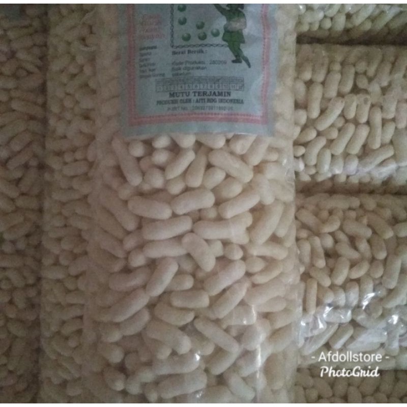 

Snack pilus ikan yunes 1bal 2kg