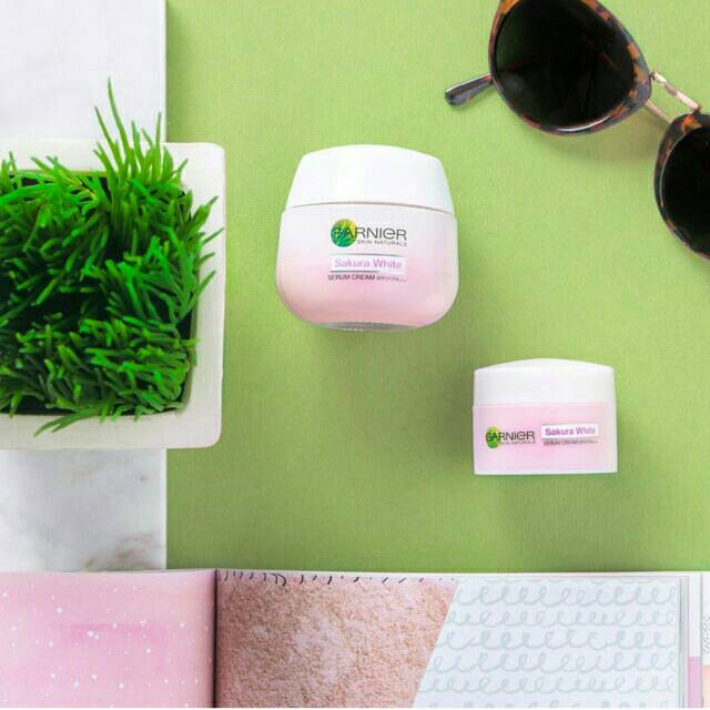 Garnier sakura white cream serum