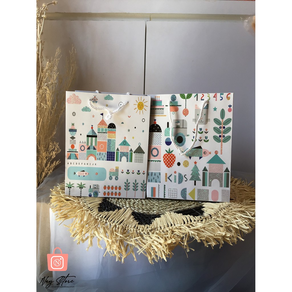 Paper bag tas kertas kotak kado motif unik BELI 3 GRATIS 1