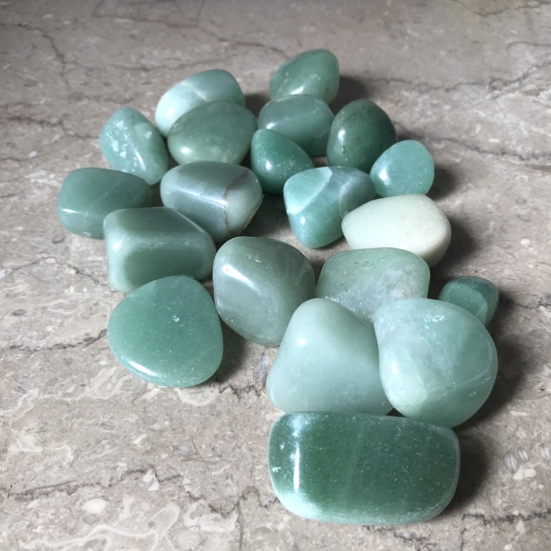 Green Aventurine tumble || Healing Crystal / Stone