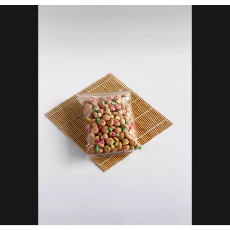 

Kue Kancing / Biskuit Monas
