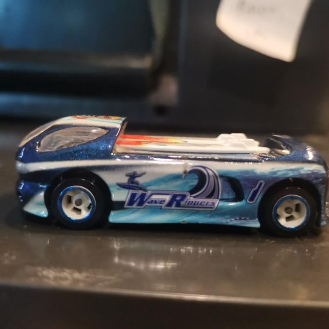 Hot Wheels Deora II 2 World Race Wave Rippers Highway 35