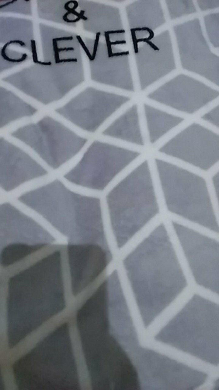 Selimut Bulu Dewasa Halus Lembut 150x200 Motif Kren ,ngetren Termurah Kualitasimport ,hargapromo Cod