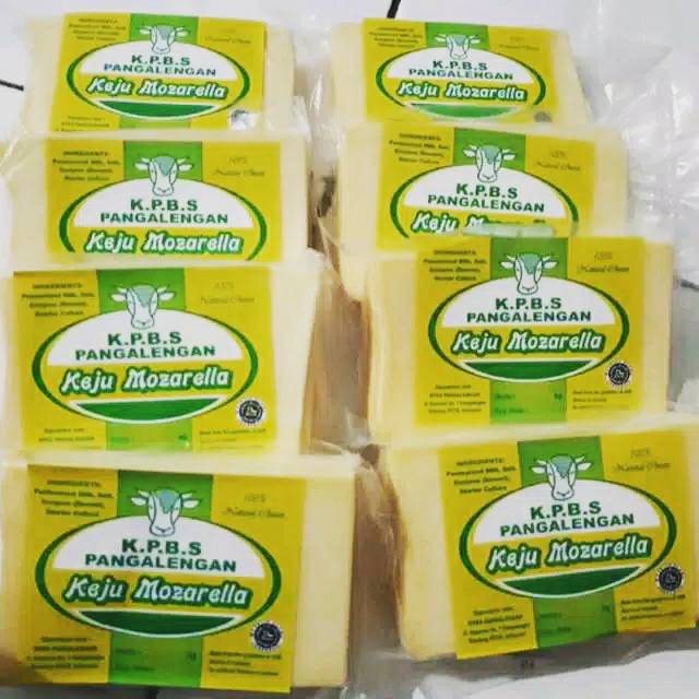 

Keju Mozarella KPBS Pangalengan 250gr / oleh oleh pangalengan