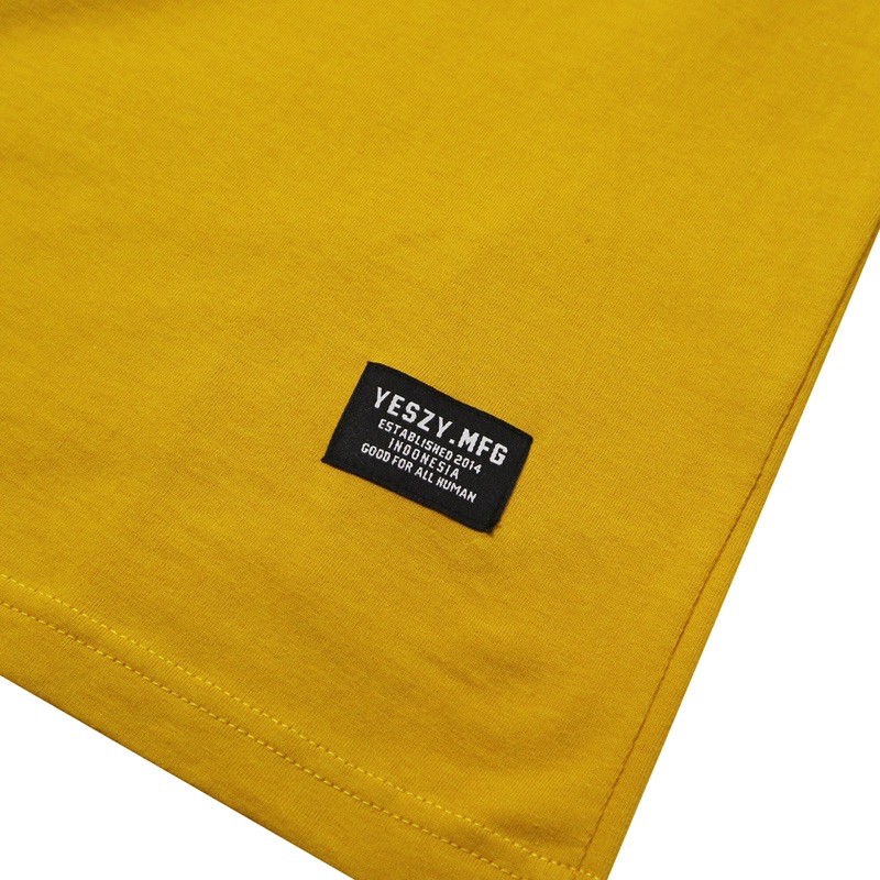 YESZY.MFG Tshirt Mustard Future Logo F. Black