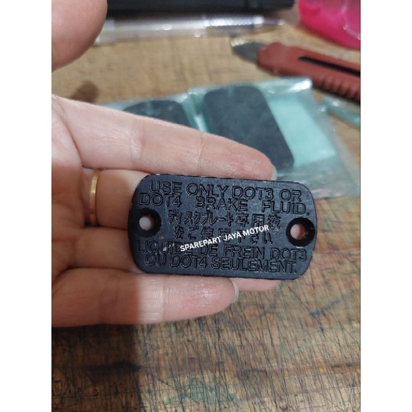 TUTUP MINYAK REM VARIO 125 150 LED NEW