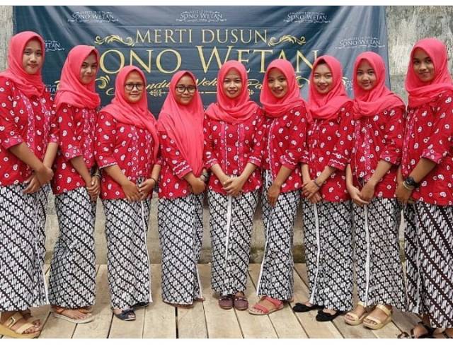 Ready Seragam Kebaya Jumputan