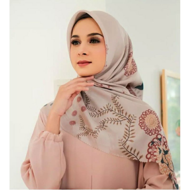 hijab segi empat felice wearing klamby kw button kw my lady/SYAQILAOLLSHOP