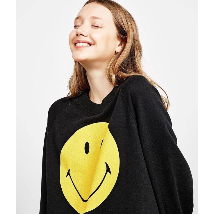 MYSTIQUE.ID-SWEATER EMOJI SMILE LUCU DAN AESTHETIC