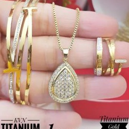 Titanium Set Perhiasan Wanita S709