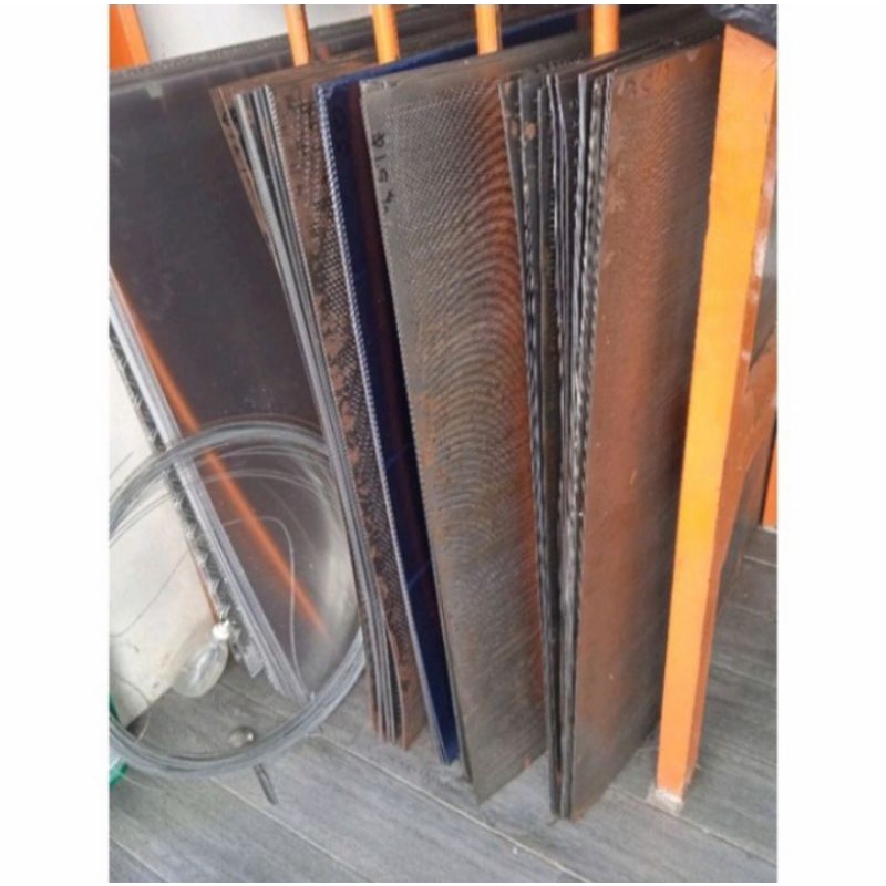 Plat Lubang Besi Bolong Perforated 0.8mm x 1mtr x 2mtr Lubang 2mm