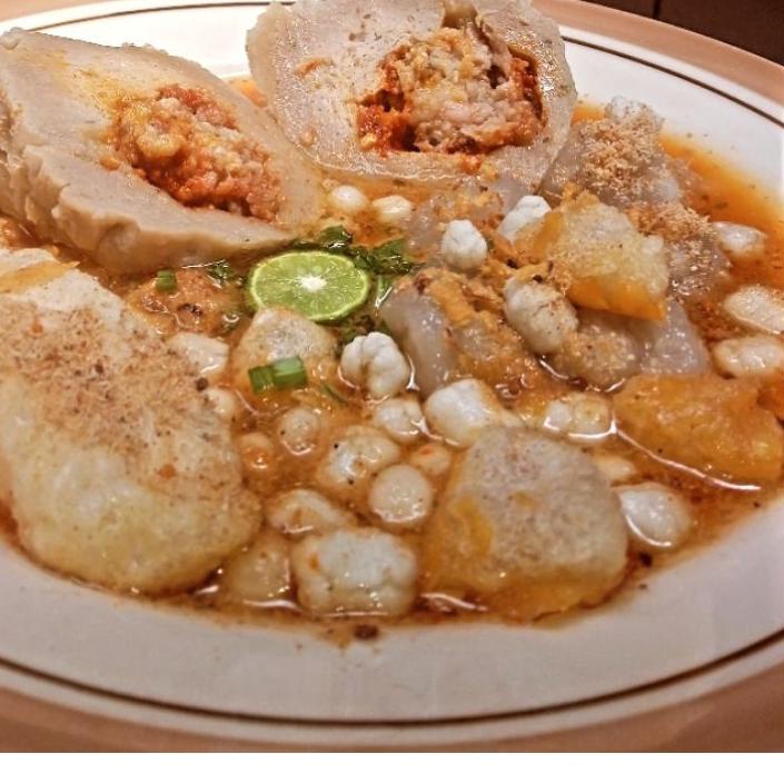 

Stars BASO ACI TULANG RANGU BEST SELLER DENGAN VARIAN BAKSO TERLARIS DENGAN SAMBAL EXTRA PEDAS