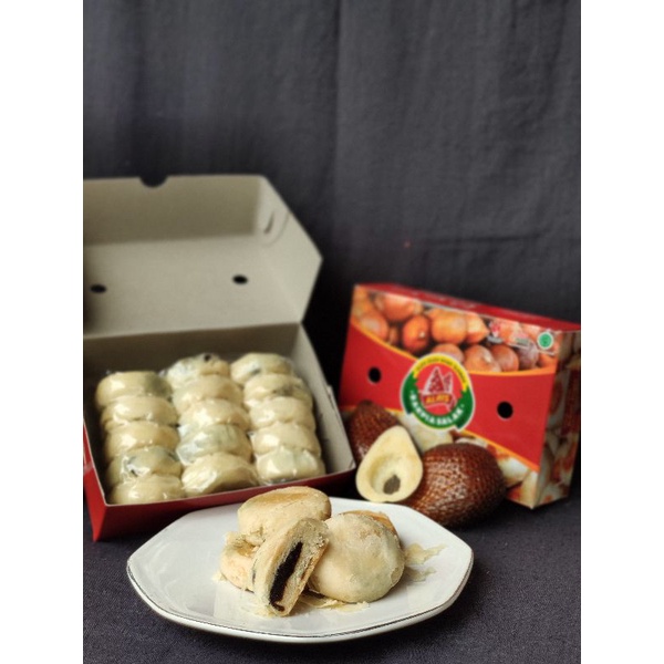 

Bakpia Jogja isi salak