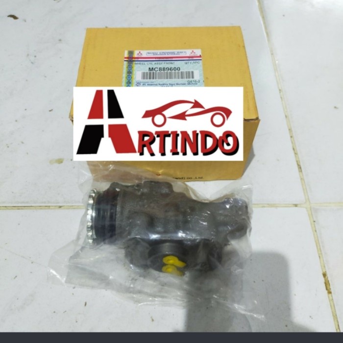 wheel cylinder depan canter 125ps master rem bawah kas rem mc889600