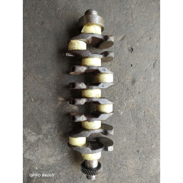 Crankshaft kruk as toyota prado hilux surf 3000cc 1kz