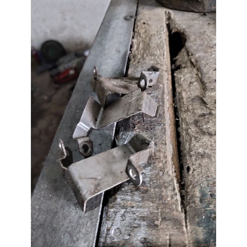 plat penahan spul fizr