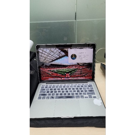 macbook pro 2015 retina display i5/8/128