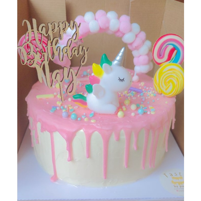 

Unicorn Cake (belum termasuk topper happy birthday)