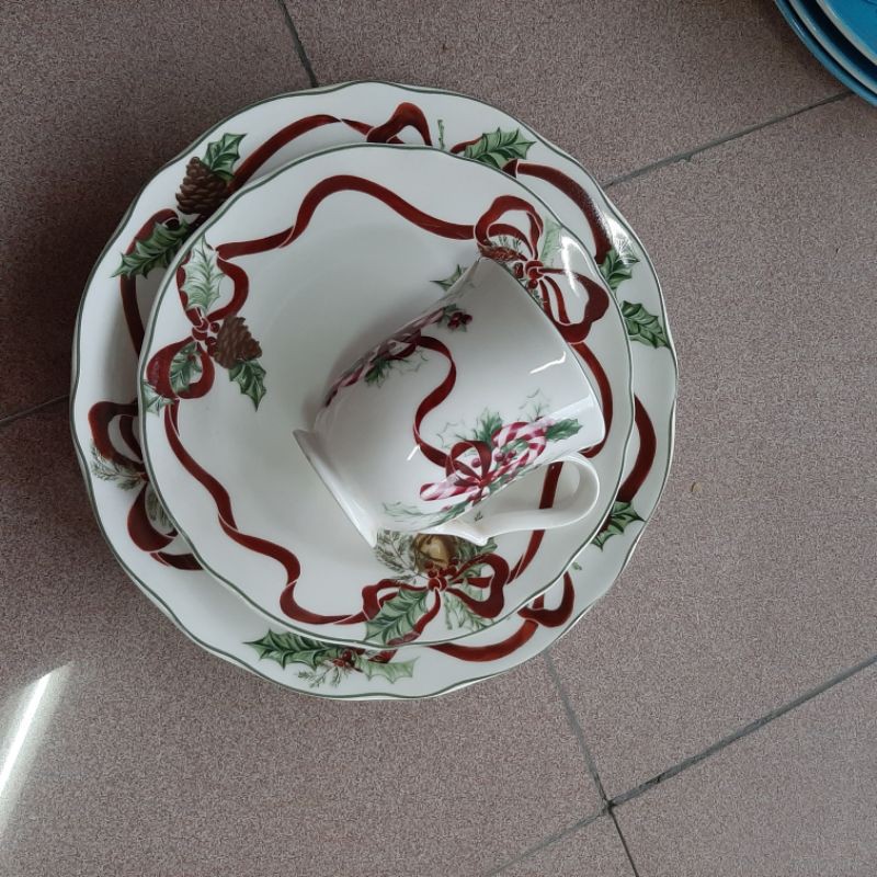 SET MUG +SALAD PLATE + DINNER PLATE(CHRISTMAST THEME)/PIRING NATAL/PIRING CANTIK