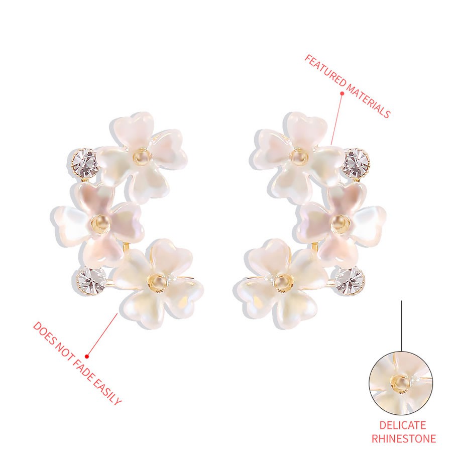 LRC Anting Tusuk Fashion Golden Shell Flower Diamond K44917