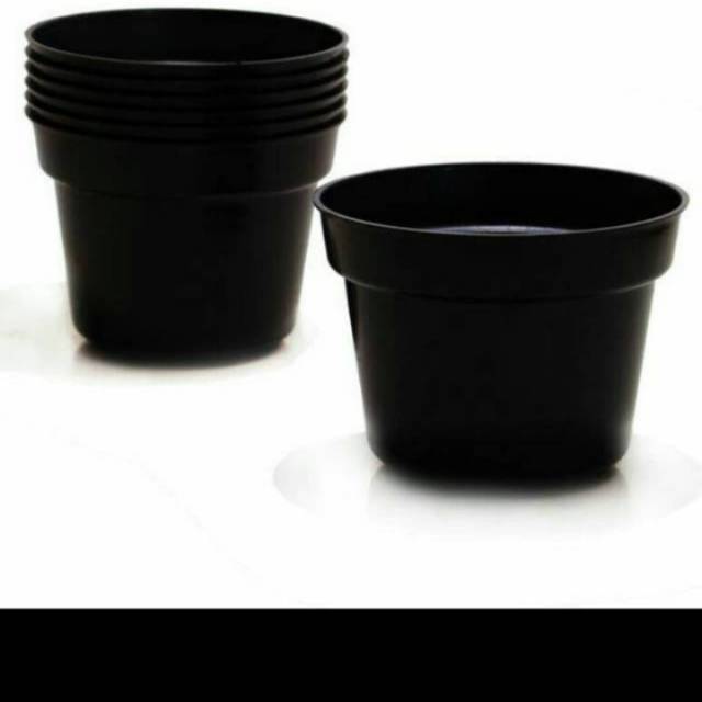 Pot ukuran 30 cm hitam
