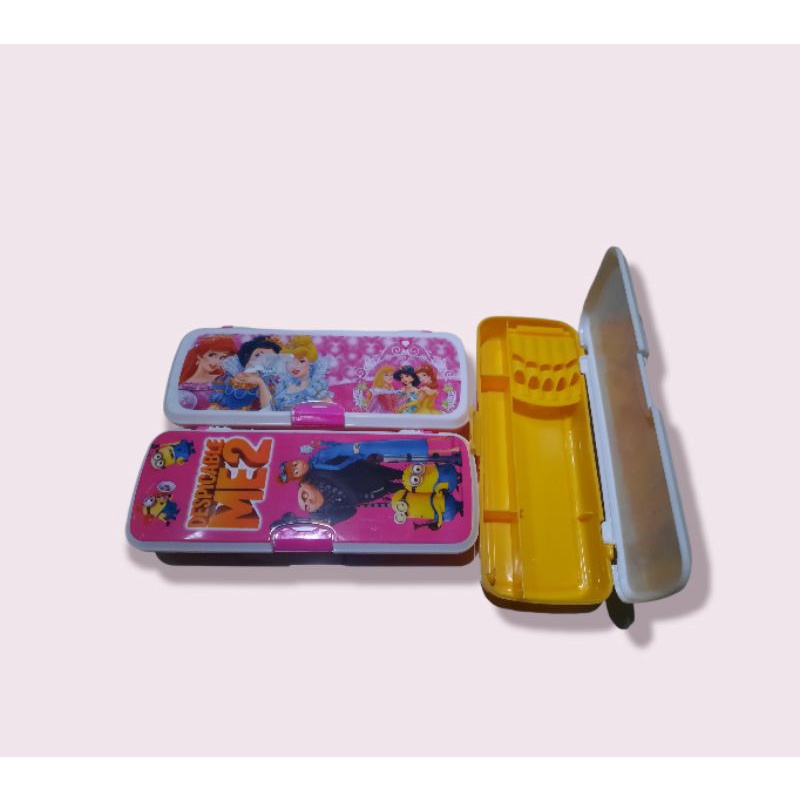 

Tepak pensil plastik / tempat pensil plastik dengan motif lucu