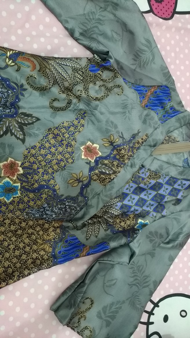 222 Atasan Batik Wanita Modern  // Clothtowear