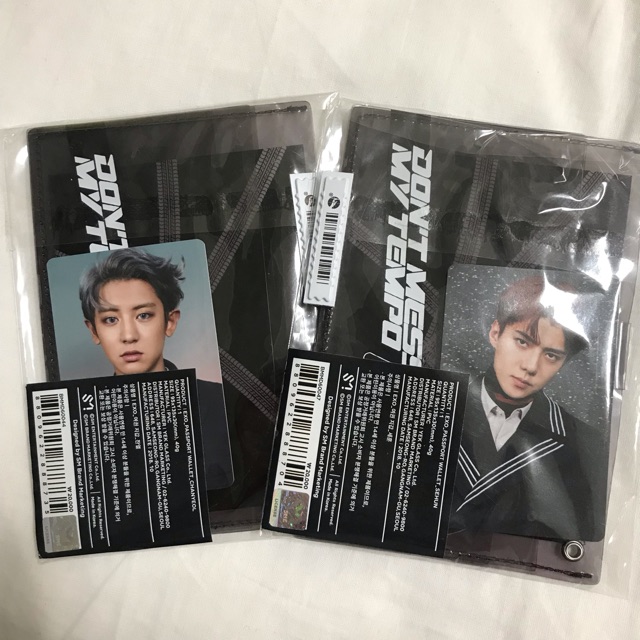 SMTOWN GIFTSHOP — EXO DMMT DON’T MESS UP MY TEMPO PASSPORT WALLET [CHANYEOL / SEHUN]
