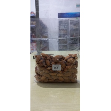 

Almond utuh 250 gram , import
