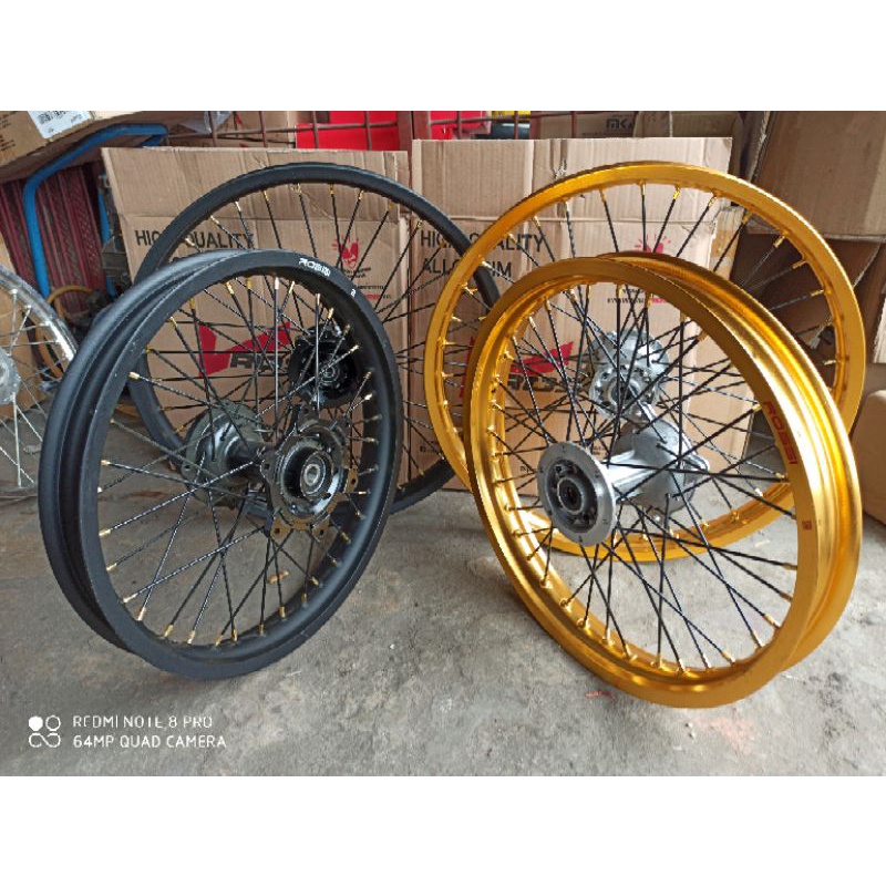 Velg Pelek WR 155 Ring 16 19 dan ring 18 21 Velg Rossi Tromol WR 155 depan belakang Jari jari sama stel