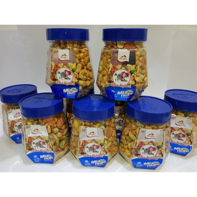 

Kacang Dua Kelinci Mix nut Toples 150 G