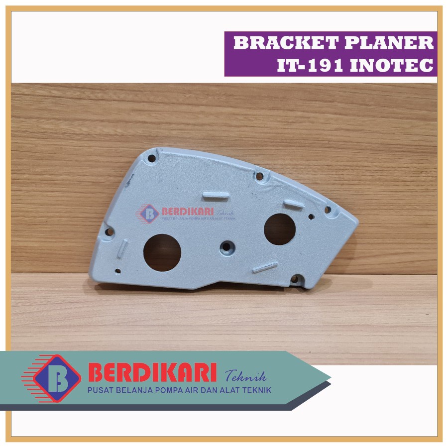 BRACKET TUTUP VANBELT SAMPING PASAH MAKTEC MT-191/MT-192 / TUTUP KETAM MAKTEC MT191/192 MT 191 MT 19