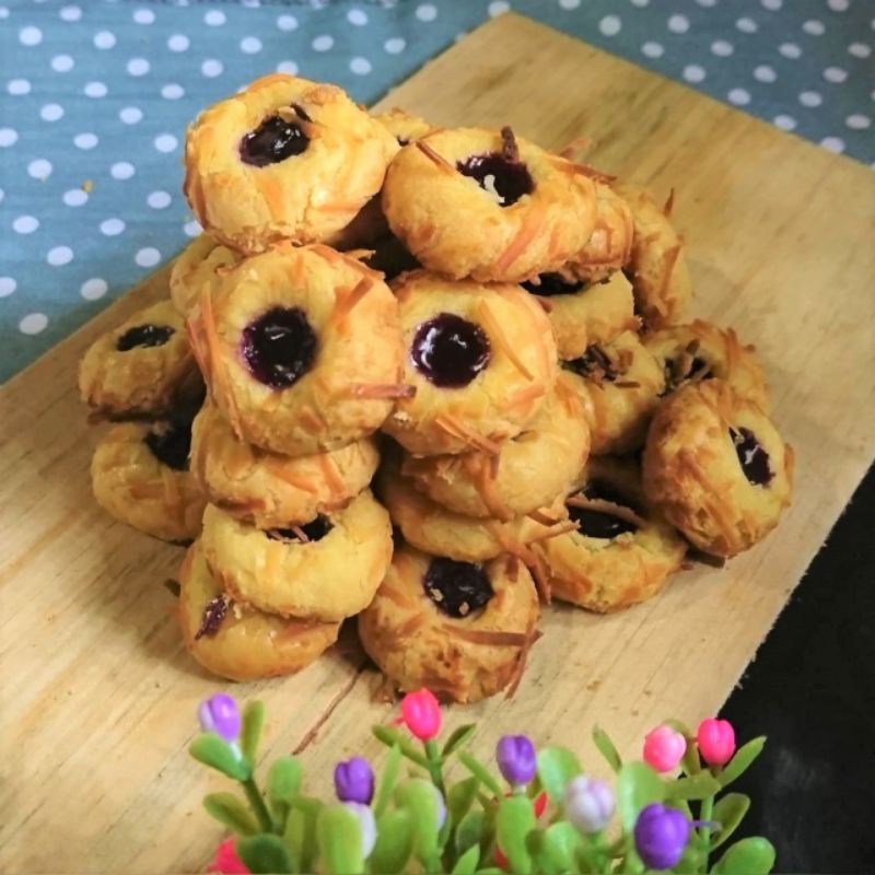 

Blueberry Cheese Thumbprint Cookies Toples Besar 800ml