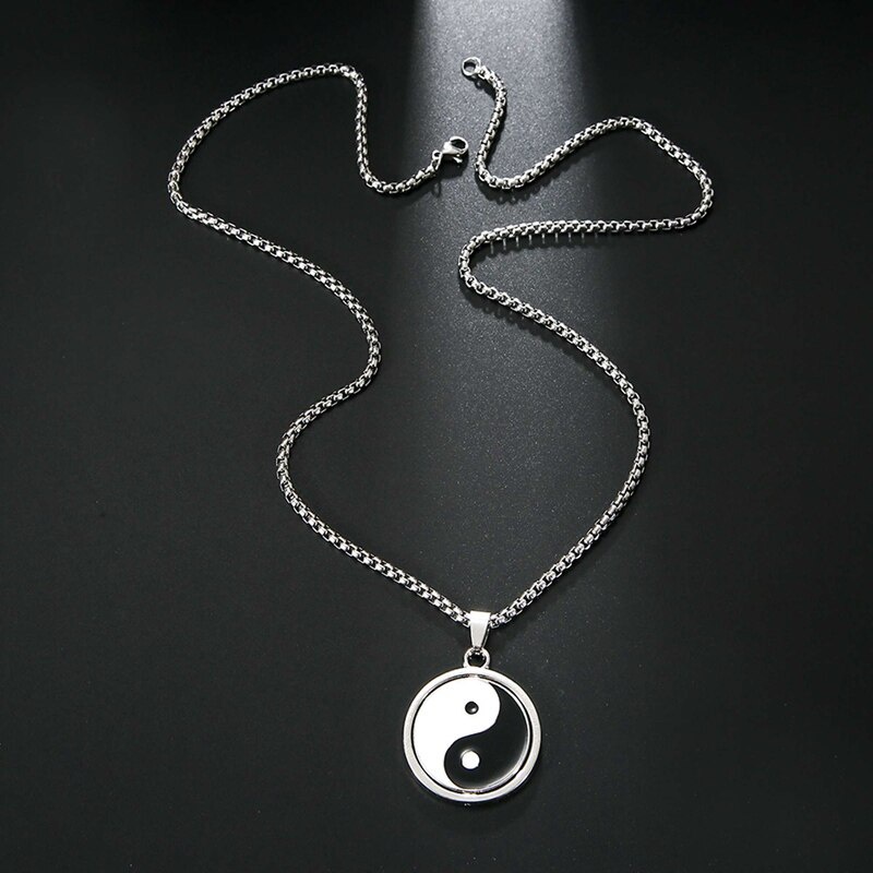 Kalung Rantai Liontin Yin Yang Gosip Taiji Bahan Stainless Steel Alloy Warna Hitam Putih Untuk Pria