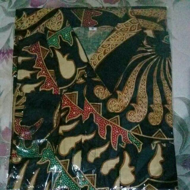 Kemeja Batik Pria Slimfit Motif Seno Kraton